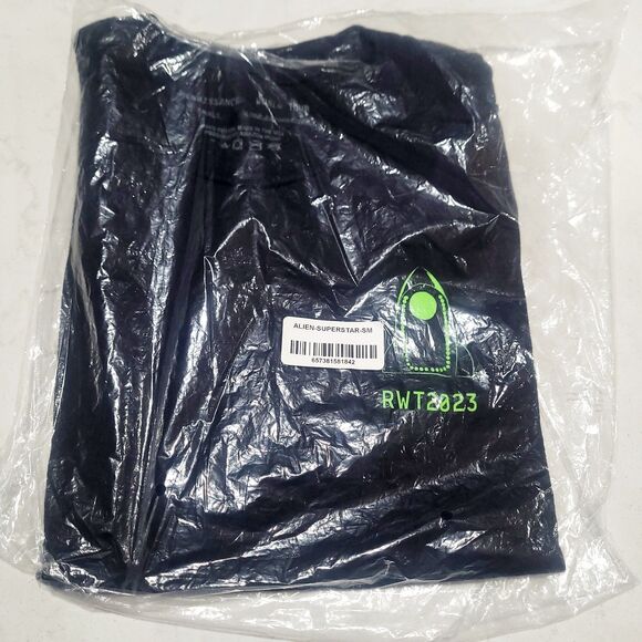 NWT Beyonce Renaissance World Tour 2023 Official Concert Merch Alien Superstar - Picture 6 of 7